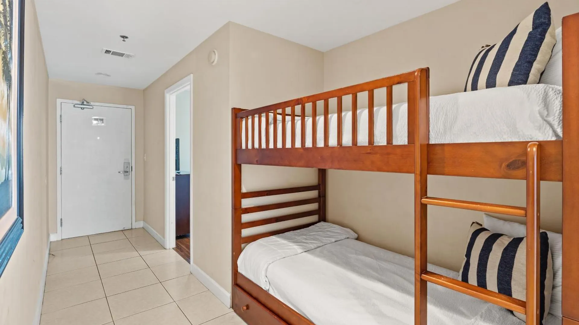 Splash Beach Resort By Panhandle Getaways Panama City Beach 0*,  United States
