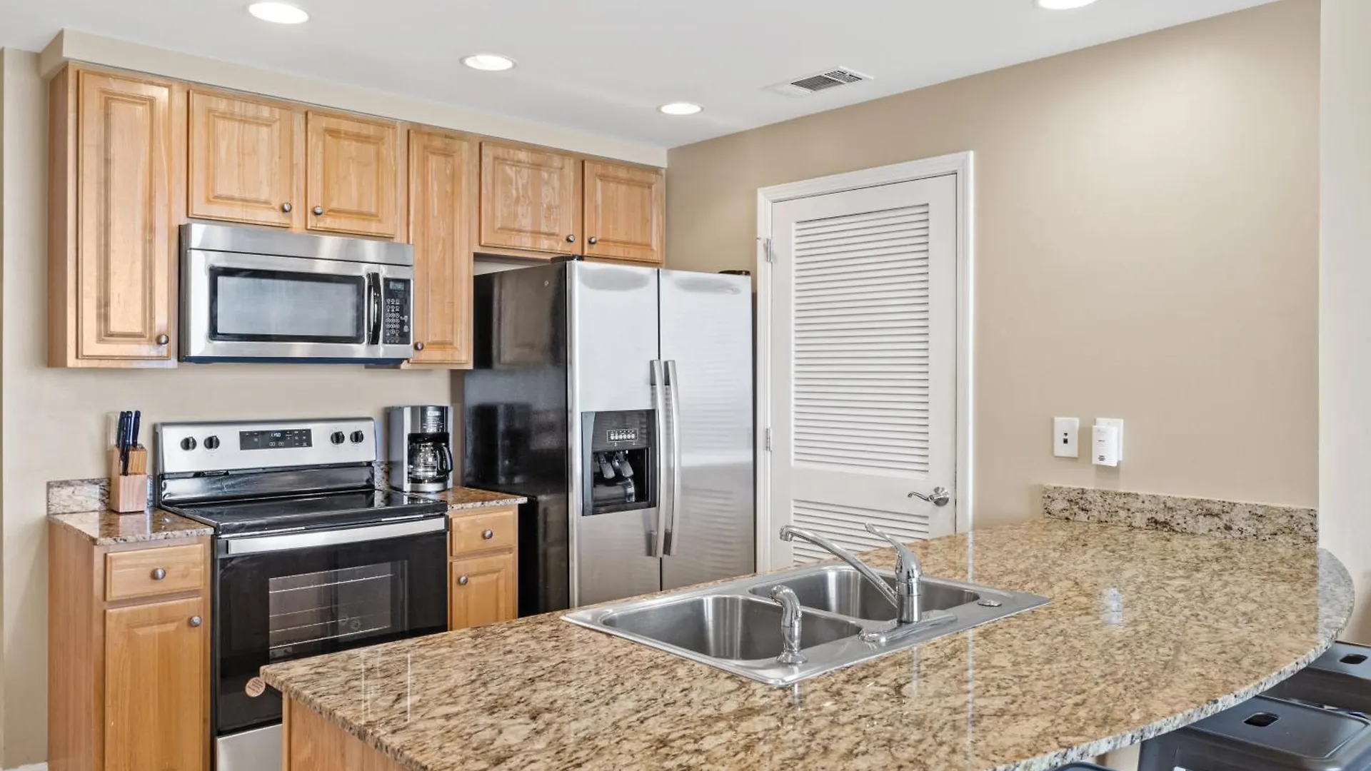 Apartment Splash Beach Resort By Panhandle Getaways Panama City Beach